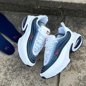 Nike Airmax Portal Sneakers