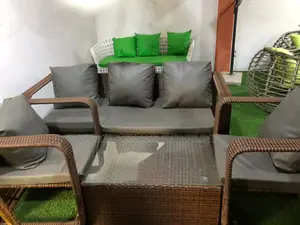 Luxury Bar Chairs and Table With Padded