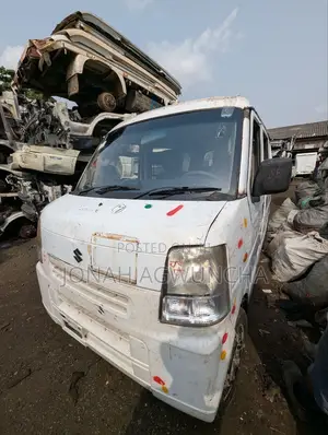 Suzuki Every 2012 White