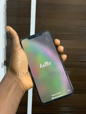 Apple iPhone XS Max 64 GB Black