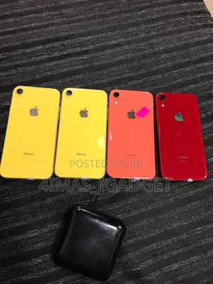 Apple iPhone XR 64 GB Red
