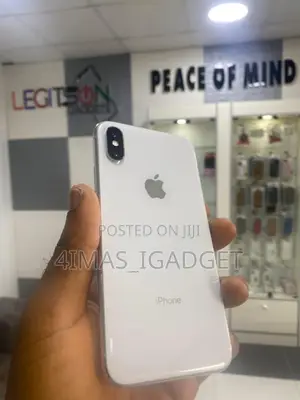 Apple iPhone X 64 GB White
