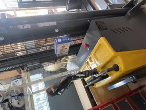 Electric Forklift 2tons by 5meters
