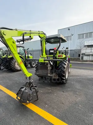 Zoomlion Palm Fruit Harvester Tractor