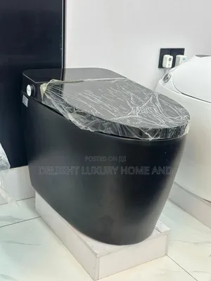 Automatic Water Closet Available in Different Design and Color Very