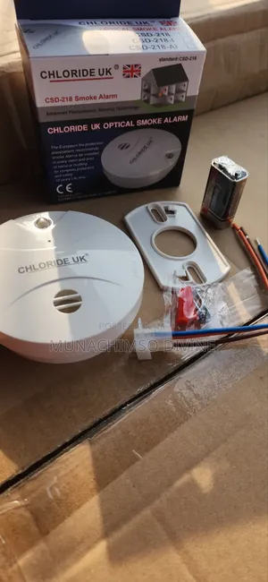 Chloride Uk 9v/220v Smoke Alarm