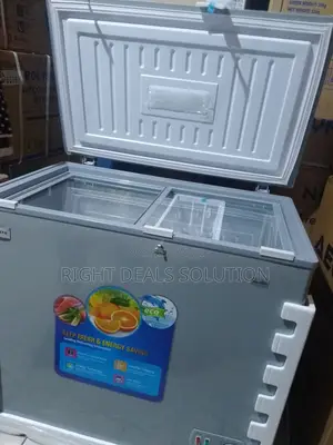Energy-Efficient and Spacious: Polystar 200l Chest Freezer