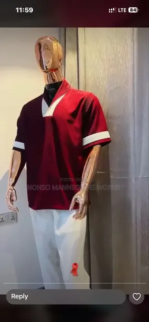 Square Head Male Black And Rose Gold Fibre Mannequin