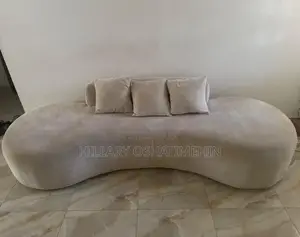 Neatly Used 7 Seater Sofa Set(5+2)High Quality Fabric and Cushioning