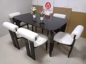 New Modern 6 Seaters Dinning Table Set