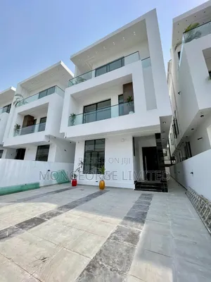 5bdrm Duplex in Lekki Phase 1 for sale