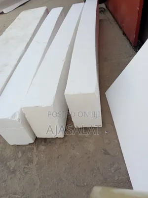 Polystyrene Bord and Parapet