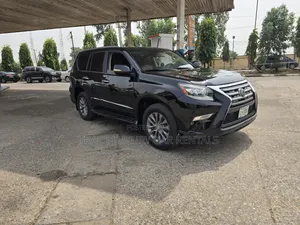 Clean Suvs for Rent
