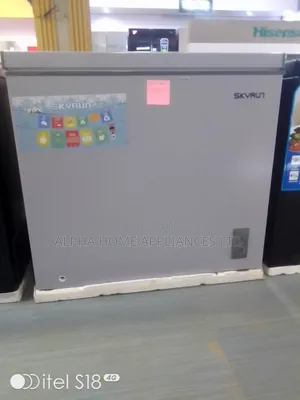 Skyrun Chest Freezer 200 Litres Silver Colour