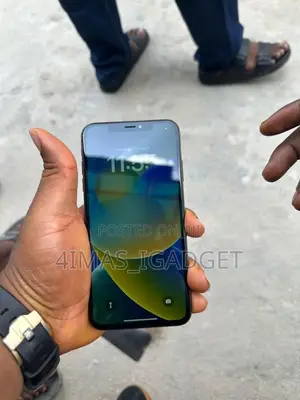 Apple iPhone X 64 GB White