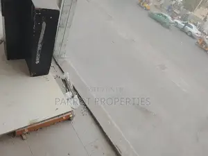 Shop / Office Space