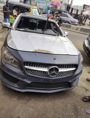 Front Windscreen Glass for Mercedes C450 2017 Available Now