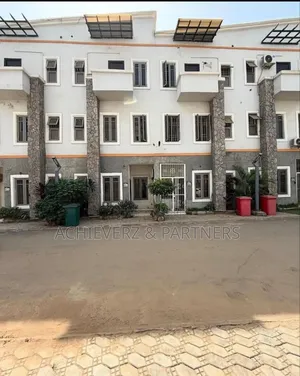 3bdrm Duplex in Jabi for sale