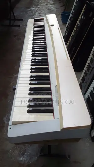 Casio Privia Px-135 – Slim Powerful 88-Key Digital Piano (Uk Used)