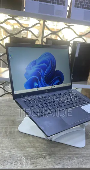 Laptop Dell Latitude 7320 16GB Intel Core i7 SSD 512GB