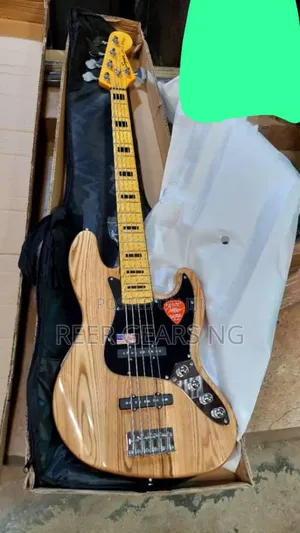 Fender Jazz Bass 5 Strings Active
