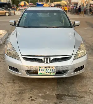 Honda Accord 2007 Silver