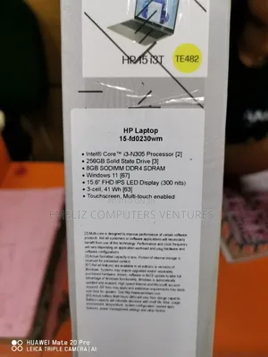 New Laptop HP 15s 8GB Intel Core i3 SSD 256GB
