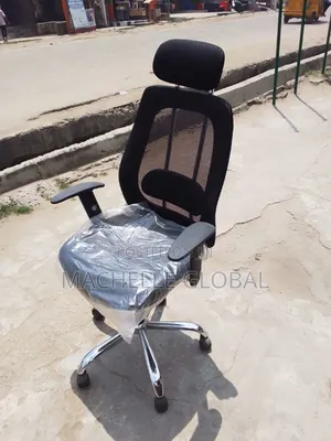 Quality Office Chair (Iron at Back)