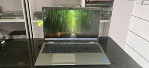 Laptop Dell Latitude 5520 16GB Intel Core i5 SSD 256GB
