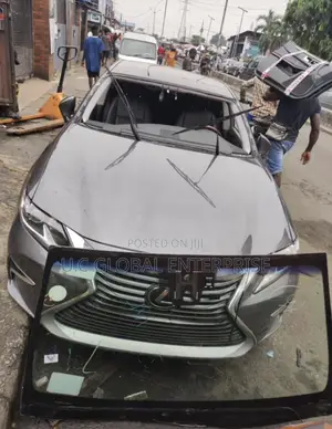 Front Windscreen Glass for Lexus Es350 2018 Available Now