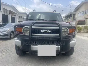 Toyota FJ Cruiser Base 4x4 2007 Red