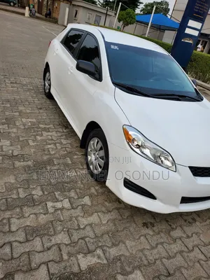 Toyota Matrix 2014 White