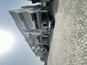 4bdrm Townhouse/Terrace in Ikate for sale