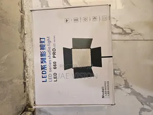 660 Pro Led Series Studio Light