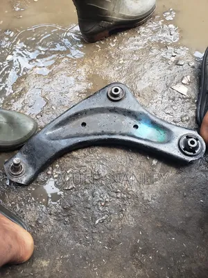 Lower Arm.Nissan Gasgui