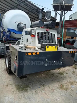 Brand New Self Loading Concrete Mixer 4cbm
