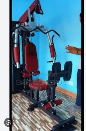Station Gym and Leg Press