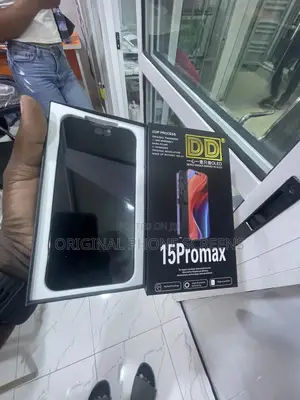 iPhone 15 Pro Max Screen