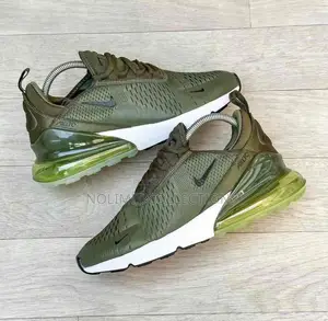 Nike Air Max 270 Sneakers