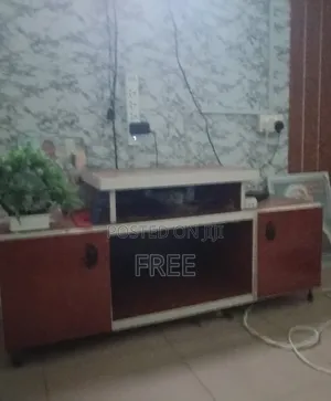 Tv Table Few Months Used