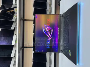 Laptop Asus ROG Strix SCAR 15 32GB Intel Core i9 SSD 1T