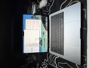 Laptop Apple MacBook Pro 2021 M1 16GB Apple M1 Pro SSD 512GB