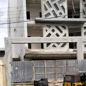 A New Building for Hotel or Shortlet