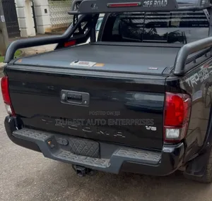 Rugged Bar and Roller Boot Cover Tacoma