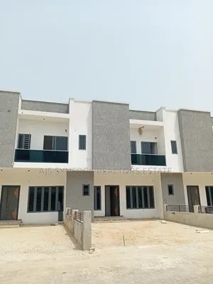 4bdrm Townhouse/Terrace in Abraham Adesanya Estate for sale