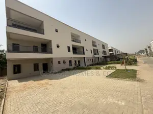 4bdrm Townhouse/Terrace in Kado for sale