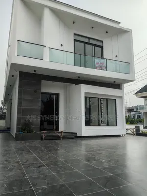 5bdrm Duplex in Ikota for sale