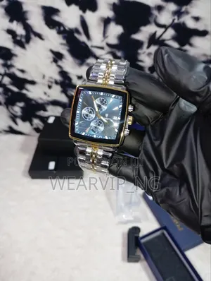 Poedagar Casual Stainless Steel 3atm Deep Waterproof Wristwatch