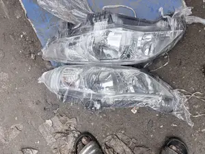 Set Headlights Corolla 2010 Europe
