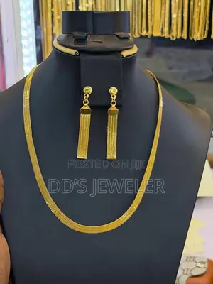 18 Karat Gold Jewelry.